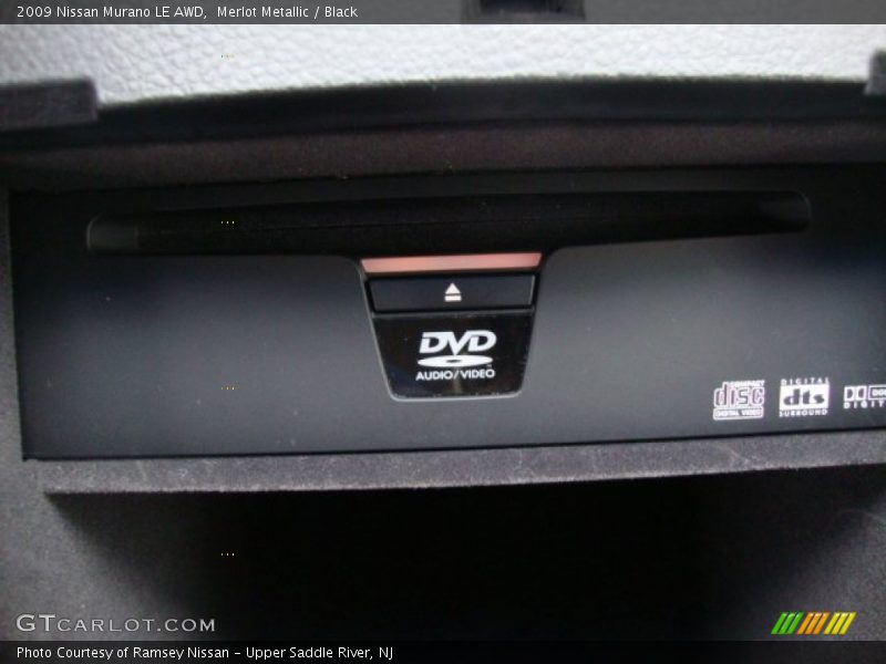 Merlot Metallic / Black 2009 Nissan Murano LE AWD