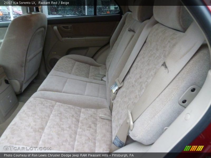Radiant Red / Beige 2007 Kia Sorento LX