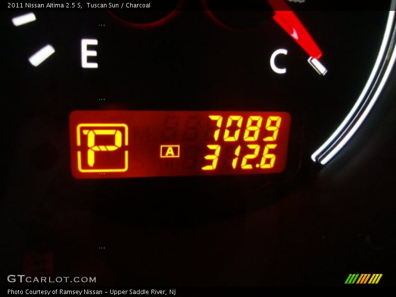 Tuscan Sun / Charcoal 2011 Nissan Altima 2.5 S