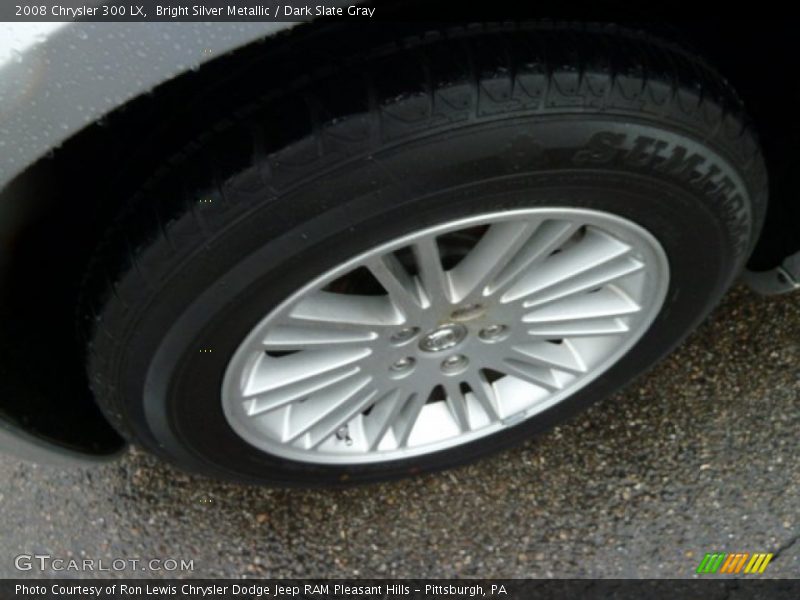 Bright Silver Metallic / Dark Slate Gray 2008 Chrysler 300 LX
