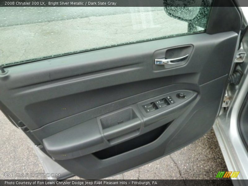 Bright Silver Metallic / Dark Slate Gray 2008 Chrysler 300 LX