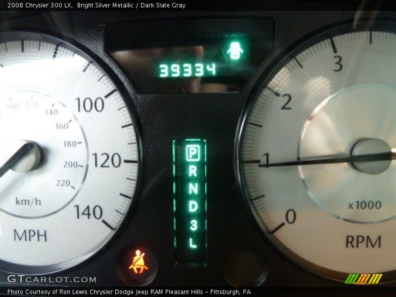 Bright Silver Metallic / Dark Slate Gray 2008 Chrysler 300 LX