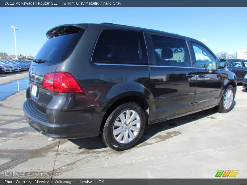 Twilight Gray Metallic / Aero Gray 2012 Volkswagen Routan SEL