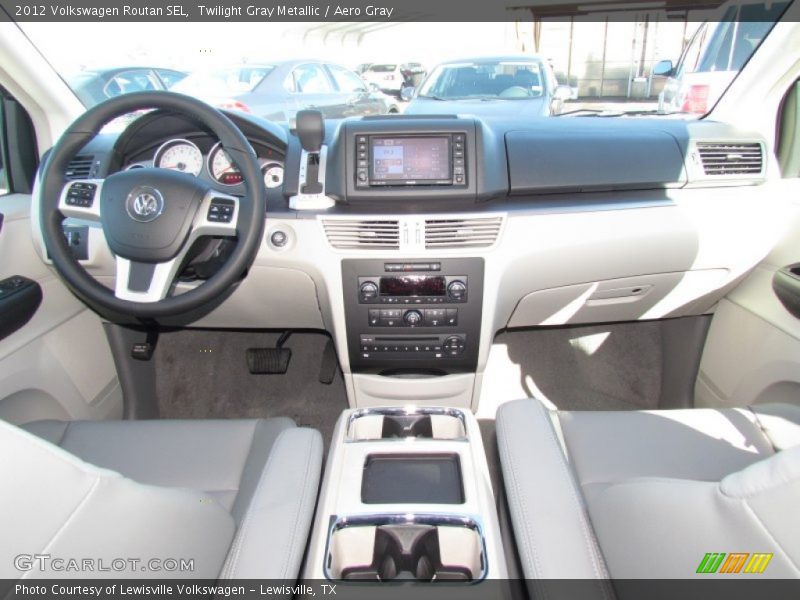 Twilight Gray Metallic / Aero Gray 2012 Volkswagen Routan SEL