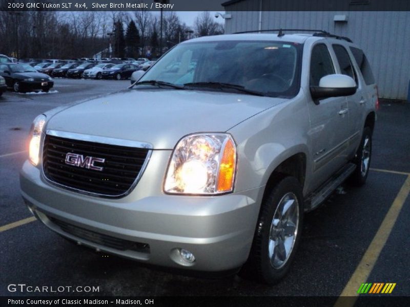 Silver Birch Metallic / Ebony 2009 GMC Yukon SLT 4x4