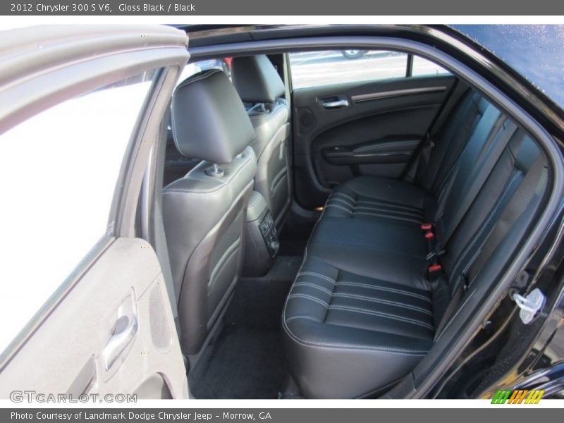  2012 300 S V6 Black Interior