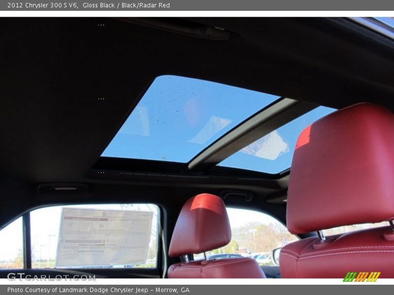 Sunroof of 2012 300 S V6