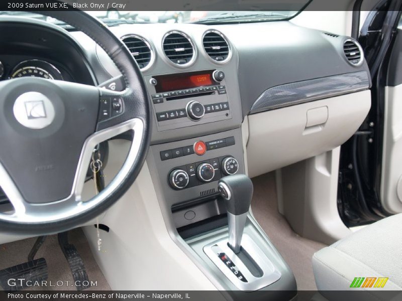 Black Onyx / Gray 2009 Saturn VUE XE