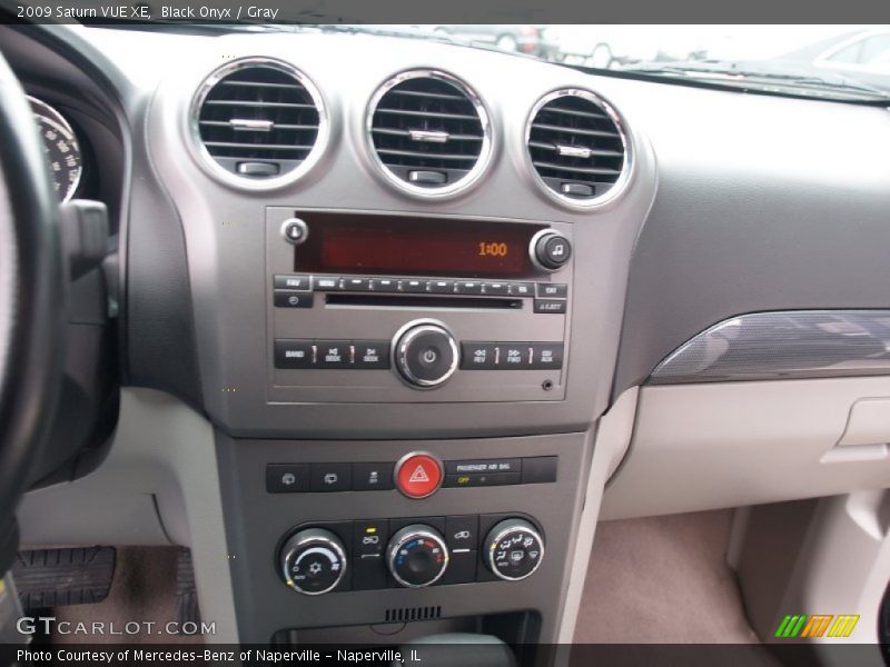 Black Onyx / Gray 2009 Saturn VUE XE