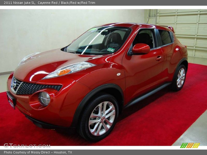 Cayenne Red / Black/Red w/Red Trim 2011 Nissan Juke SL