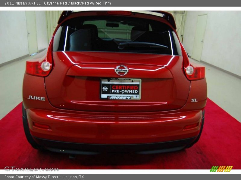 Cayenne Red / Black/Red w/Red Trim 2011 Nissan Juke SL