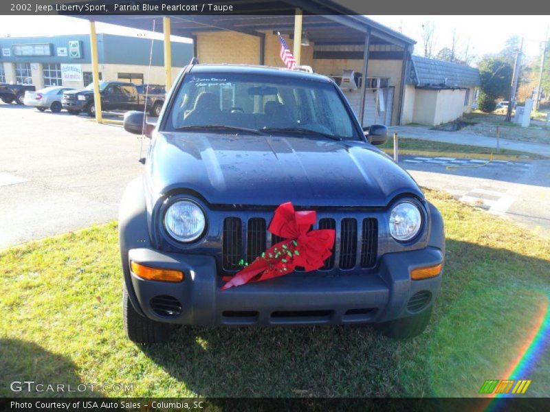 Patriot Blue Pearlcoat / Taupe 2002 Jeep Liberty Sport