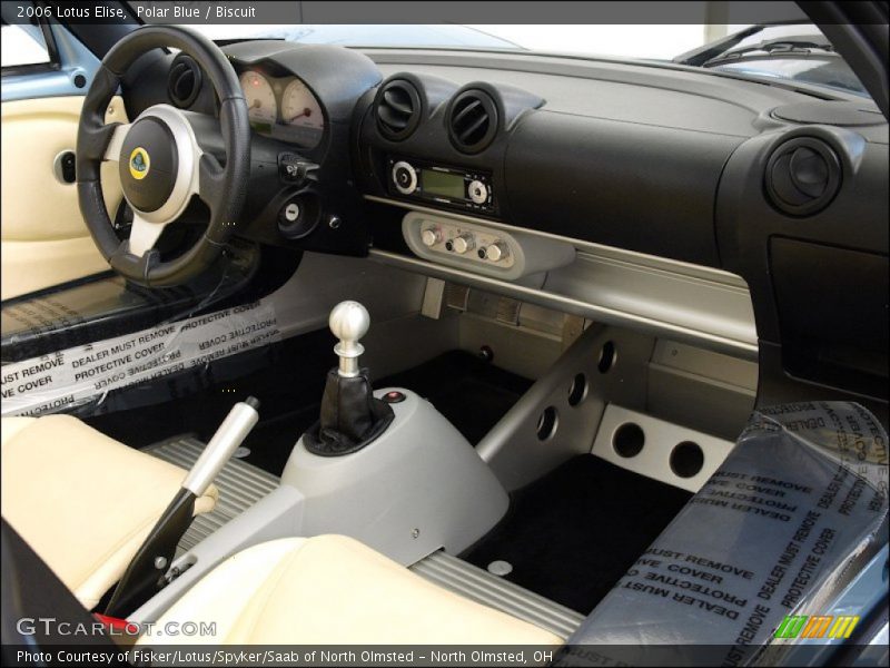 Dashboard of 2006 Elise 