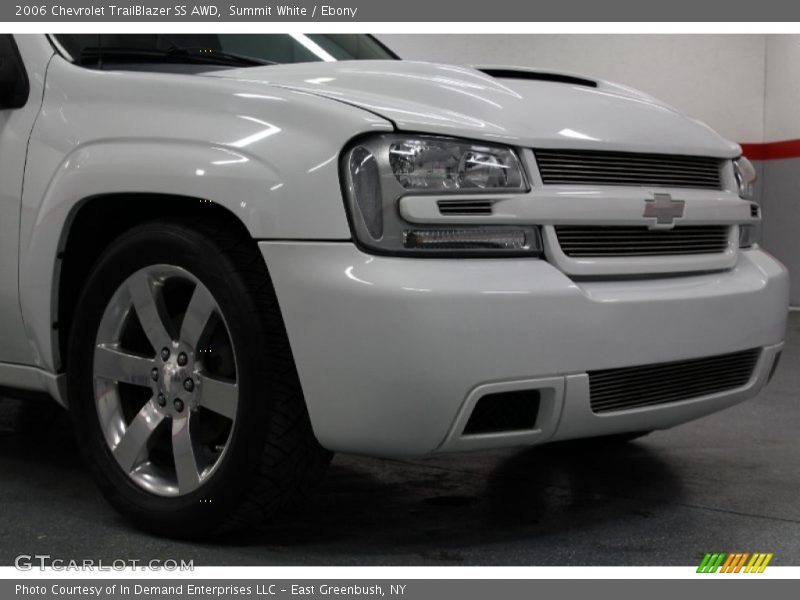 Summit White / Ebony 2006 Chevrolet TrailBlazer SS AWD