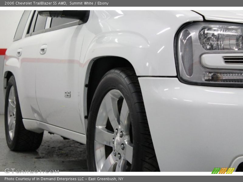 Summit White / Ebony 2006 Chevrolet TrailBlazer SS AWD