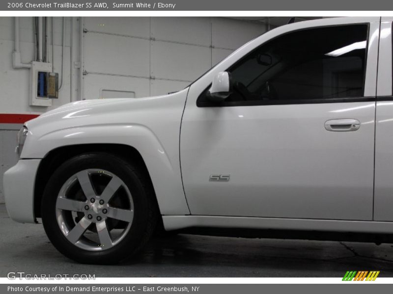 Summit White / Ebony 2006 Chevrolet TrailBlazer SS AWD