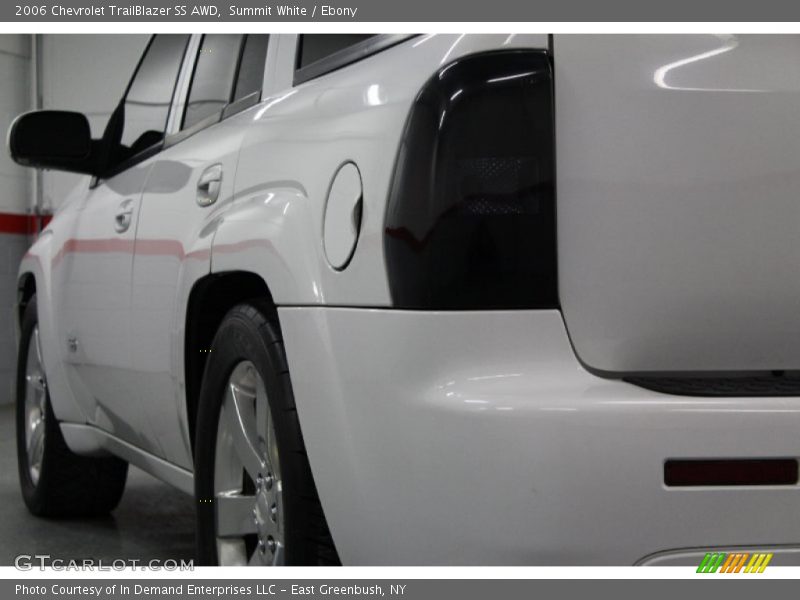 Summit White / Ebony 2006 Chevrolet TrailBlazer SS AWD