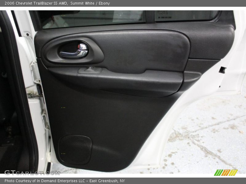 Summit White / Ebony 2006 Chevrolet TrailBlazer SS AWD