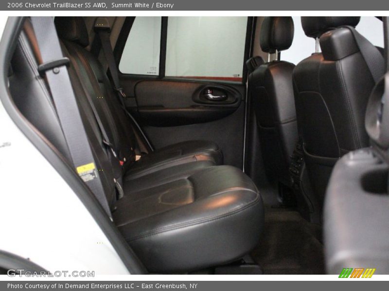 Summit White / Ebony 2006 Chevrolet TrailBlazer SS AWD