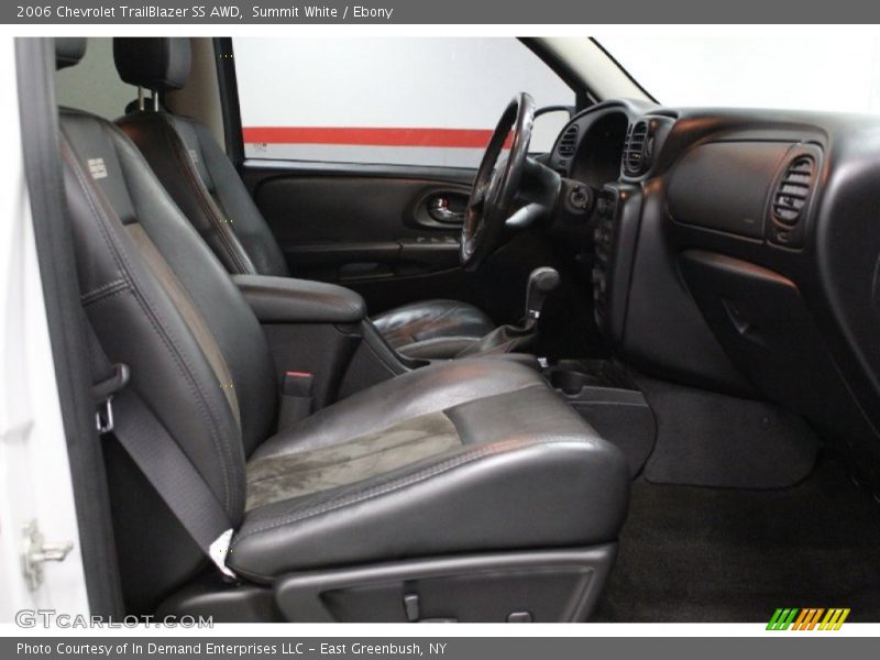 Summit White / Ebony 2006 Chevrolet TrailBlazer SS AWD