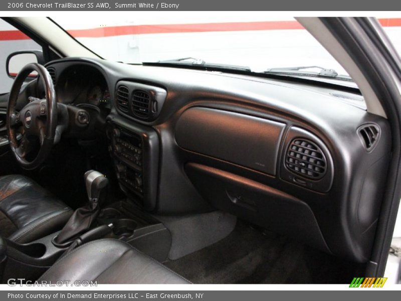 Summit White / Ebony 2006 Chevrolet TrailBlazer SS AWD