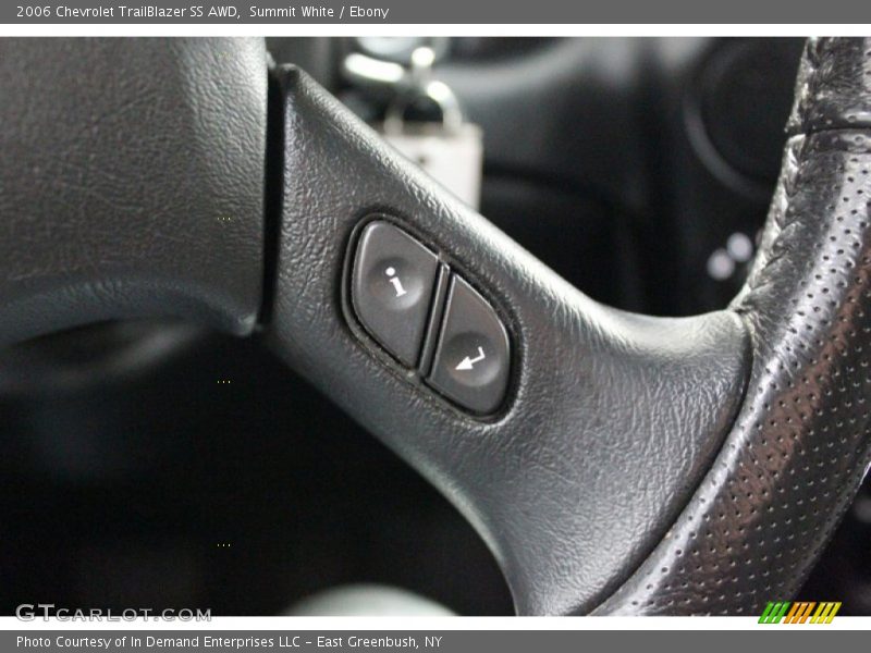 Summit White / Ebony 2006 Chevrolet TrailBlazer SS AWD