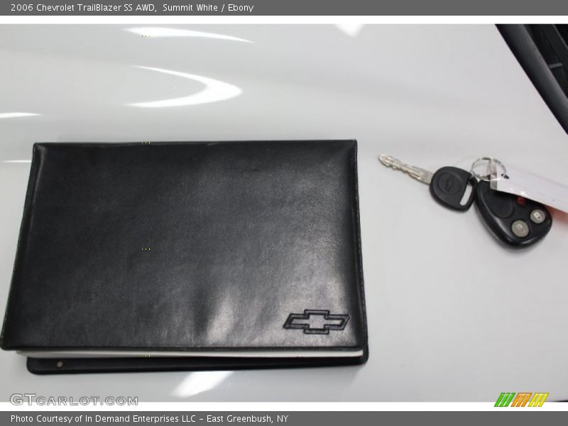 Keys of 2006 TrailBlazer SS AWD