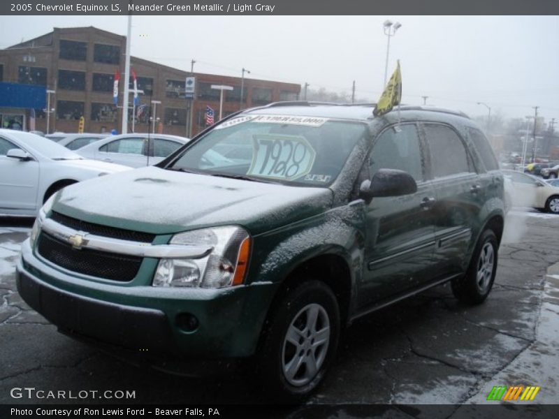Meander Green Metallic / Light Gray 2005 Chevrolet Equinox LS
