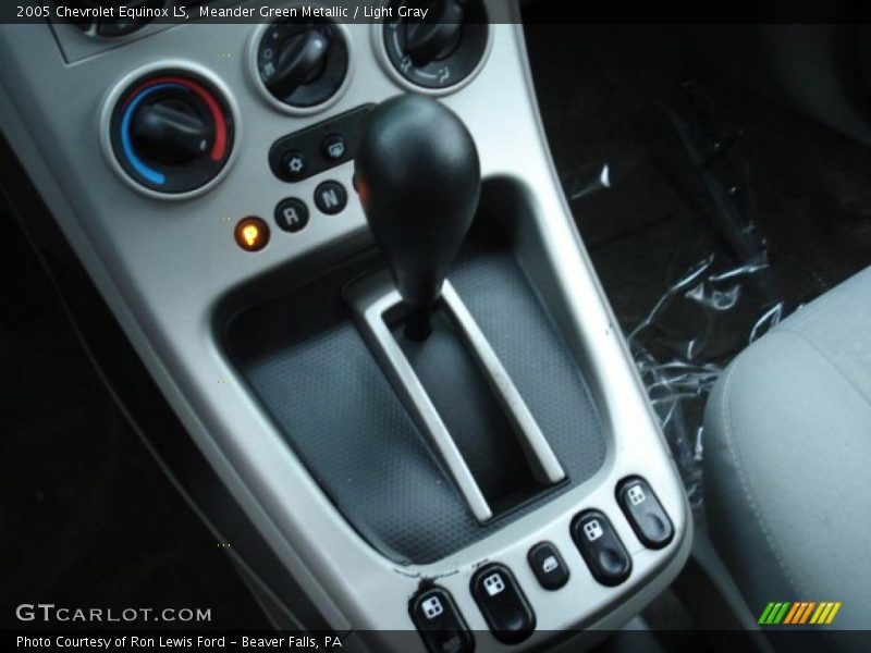 Meander Green Metallic / Light Gray 2005 Chevrolet Equinox LS