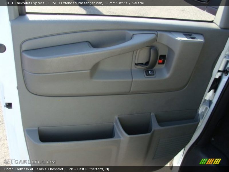 Summit White / Neutral 2011 Chevrolet Express LT 3500 Extended Passenger Van