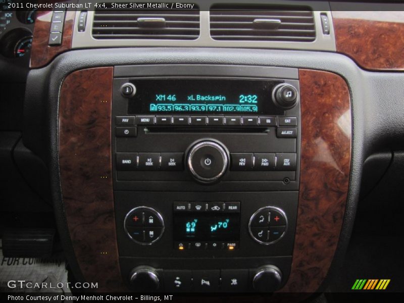 Sheer Silver Metallic / Ebony 2011 Chevrolet Suburban LT 4x4