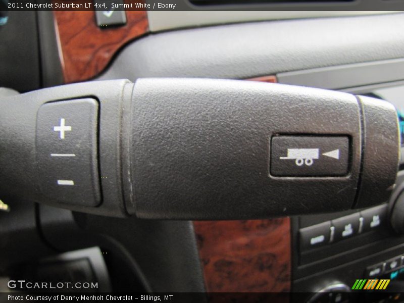 Summit White / Ebony 2011 Chevrolet Suburban LT 4x4