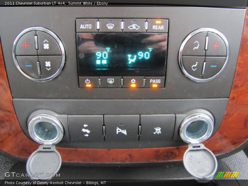 Summit White / Ebony 2011 Chevrolet Suburban LT 4x4