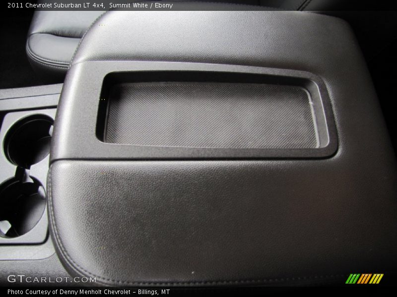 Summit White / Ebony 2011 Chevrolet Suburban LT 4x4