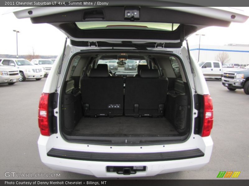 Summit White / Ebony 2011 Chevrolet Suburban LT 4x4
