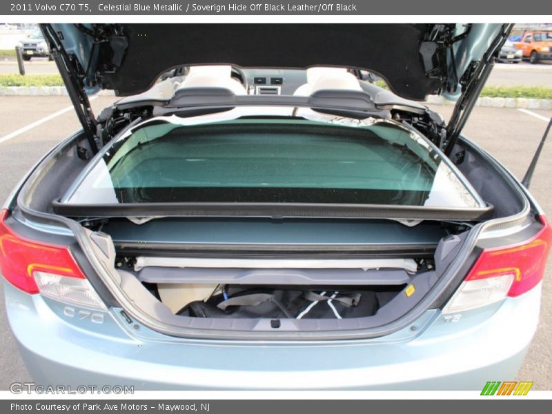 Celestial Blue Metallic / Soverign Hide Off Black Leather/Off Black 2011 Volvo C70 T5