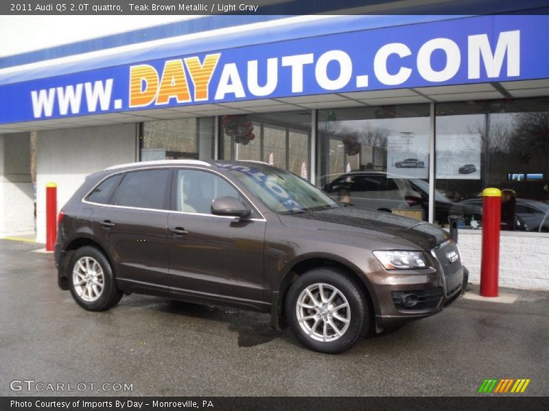Teak Brown Metallic / Light Gray 2011 Audi Q5 2.0T quattro