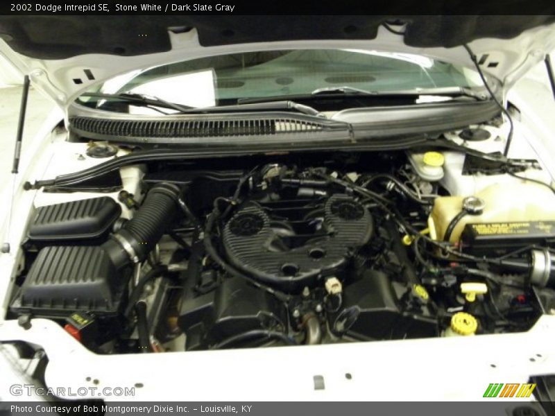 Stone White / Dark Slate Gray 2002 Dodge Intrepid SE