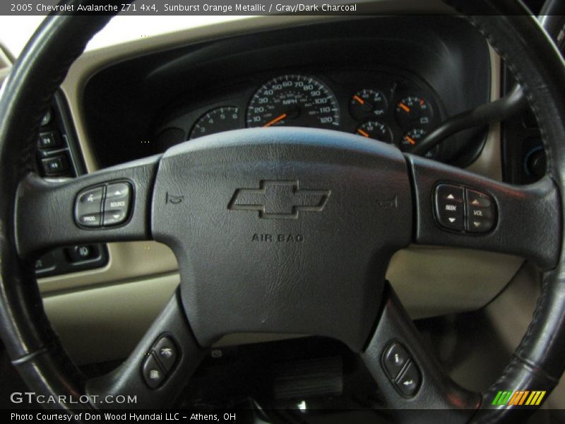 Sunburst Orange Metallic / Gray/Dark Charcoal 2005 Chevrolet Avalanche Z71 4x4