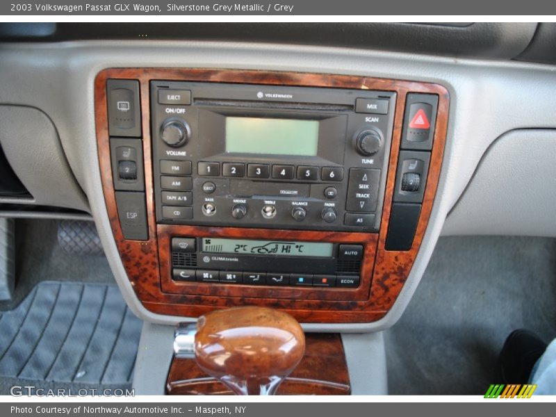 Controls of 2003 Passat GLX Wagon
