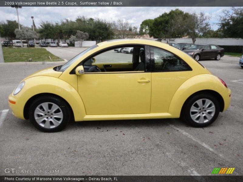 Sunflower Yellow / Black 2009 Volkswagen New Beetle 2.5 Coupe