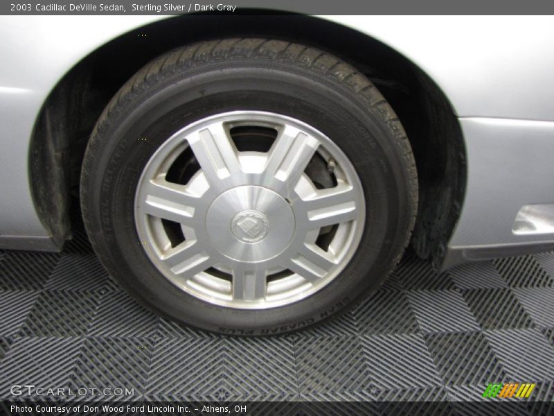 Sterling Silver / Dark Gray 2003 Cadillac DeVille Sedan