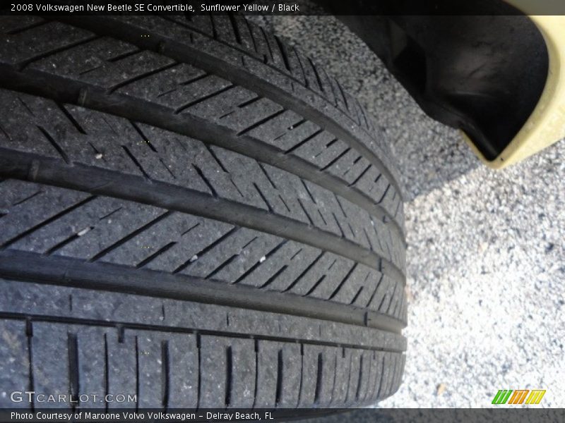 Sunflower Yellow / Black 2008 Volkswagen New Beetle SE Convertible