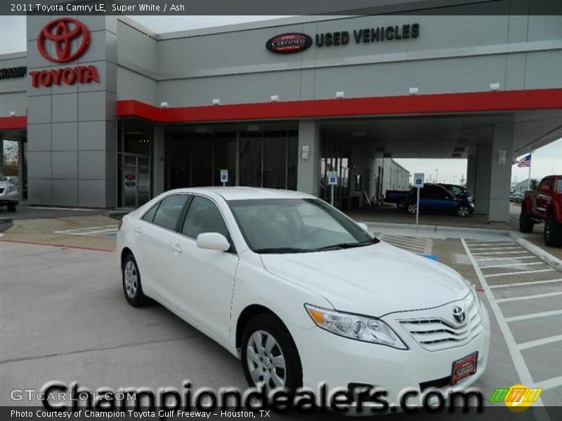 Super White / Ash 2011 Toyota Camry LE