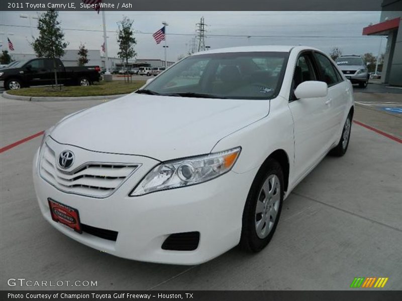 Super White / Ash 2011 Toyota Camry LE