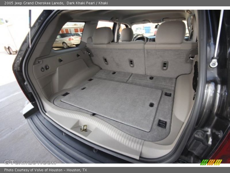  2005 Grand Cherokee Laredo Trunk
