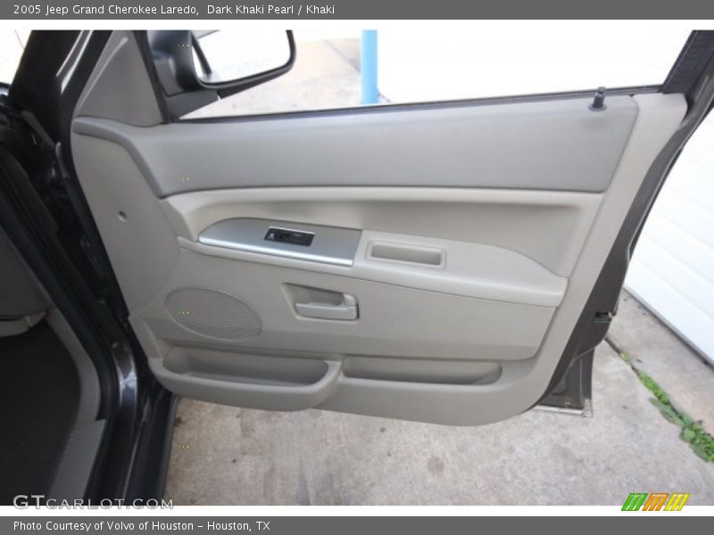 Door Panel of 2005 Grand Cherokee Laredo