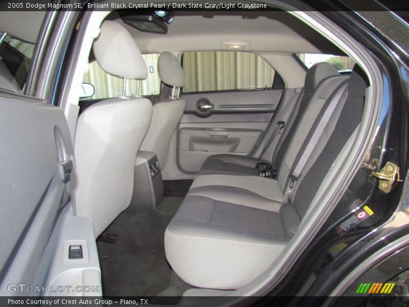 Brilliant Black Crystal Pearl / Dark Slate Gray/Light Graystone 2005 Dodge Magnum SE