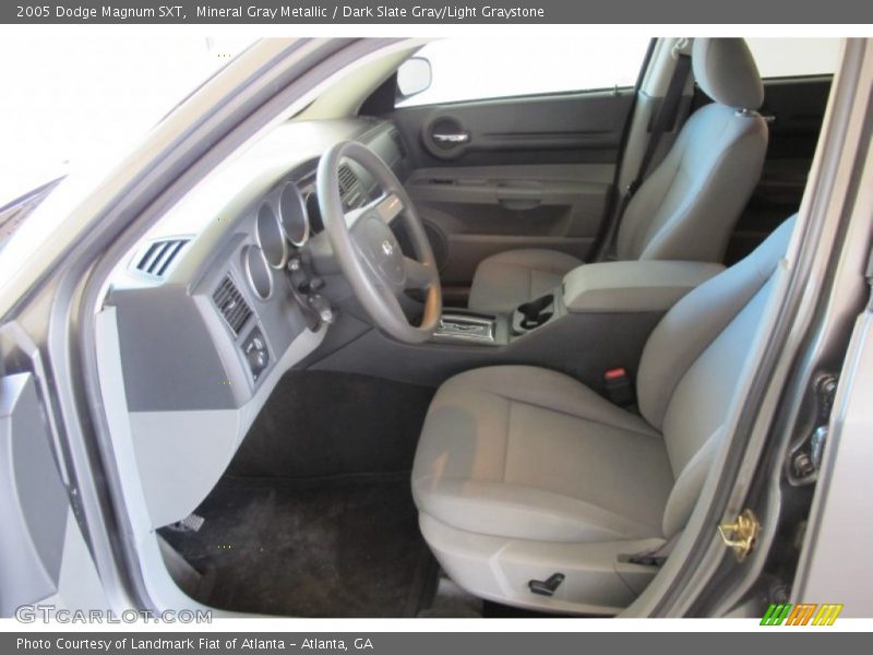 Mineral Gray Metallic / Dark Slate Gray/Light Graystone 2005 Dodge Magnum SXT