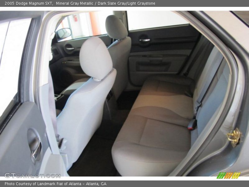 Mineral Gray Metallic / Dark Slate Gray/Light Graystone 2005 Dodge Magnum SXT